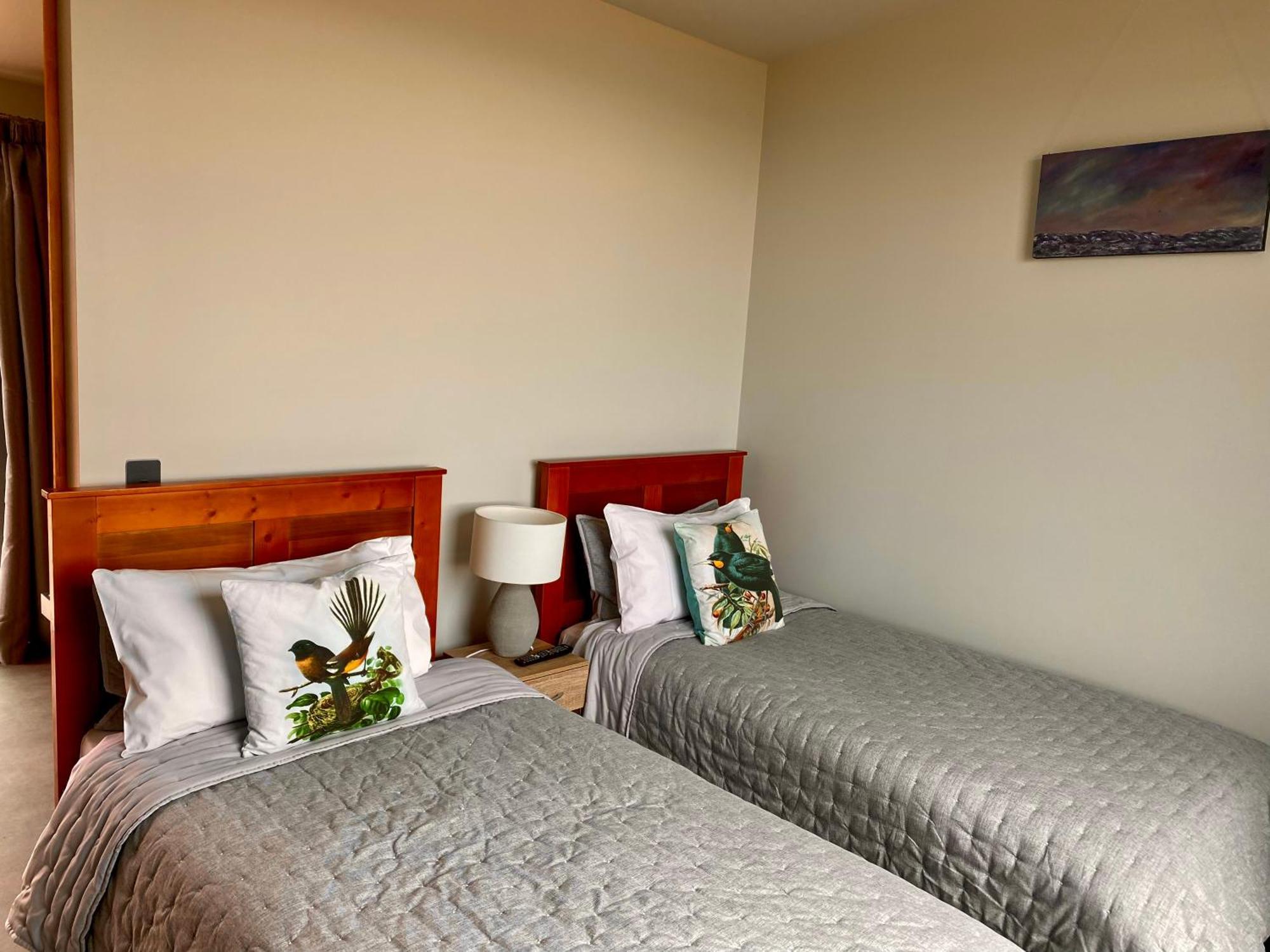 Tuatapere “The Cliffs” Humpridge View Motels المظهر الخارجي الصورة
